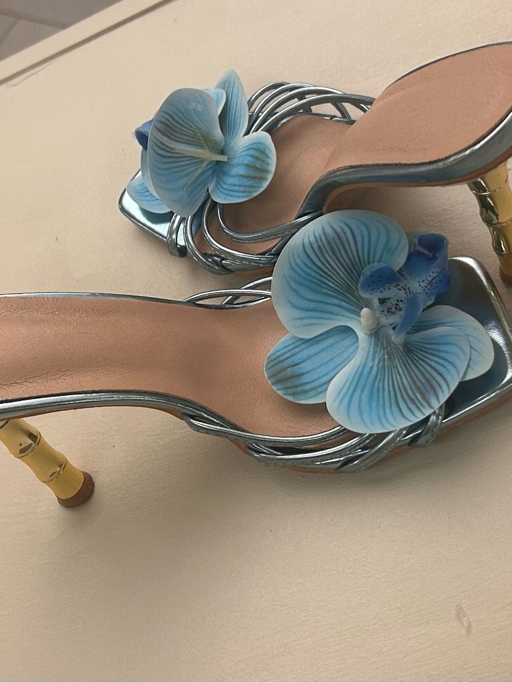 Blue Floral Slip-On Heeled Mules with Decorative Orchid Accent 39/8-8.5 - Picture 7 of 7